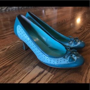 Turquoise and sea green Gianni Bini size 8 heels